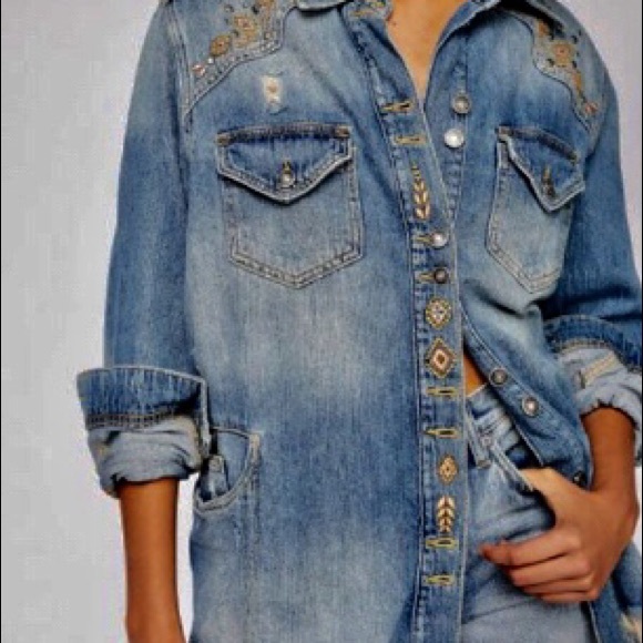 Free People Moonchild Denim Shirt Jacket M - Picture 2 of 8